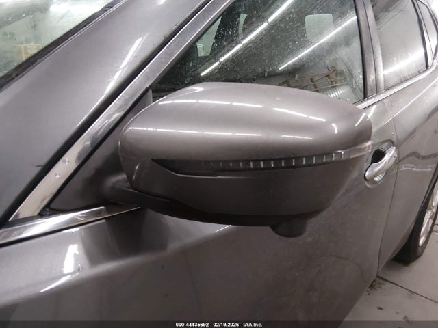 Продажа на аукционе авто 2016 Nissan Rogue Sv, vin: 5N1AT2MV5GC815599, номер лота: 44435692