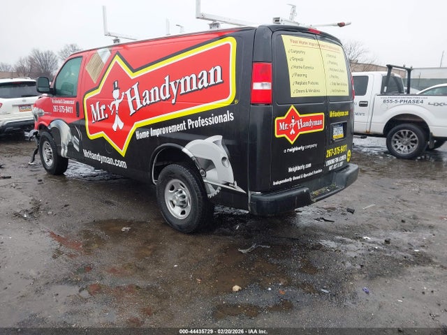 1GCWGAFP5M1180754 Chevrolet Express Cargo Rwd 2500 Regular Wheelbase Wt