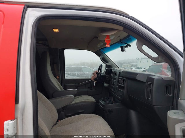 1GCWGAFP5M1180754 Chevrolet Express Cargo Rwd 2500 Regular Wheelbase Wt