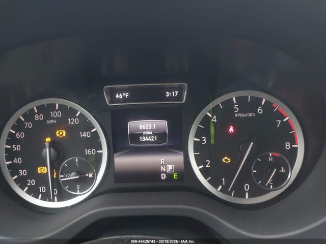 SJKCH5CR0HA017042 Infiniti Qx30 Premium