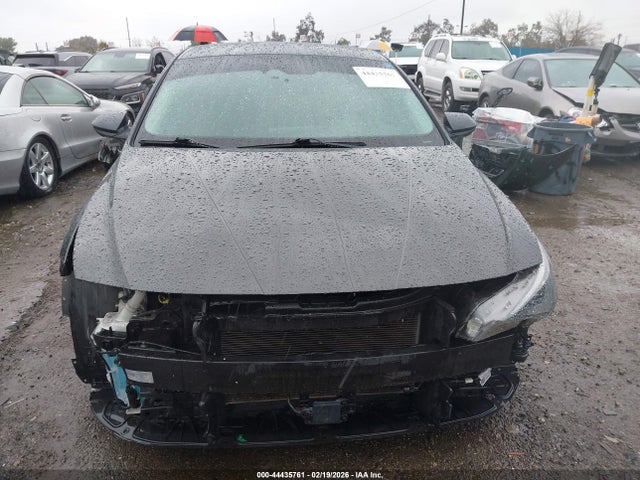5NPLS4AG8MH043942 Hyundai ELANTRA SEL