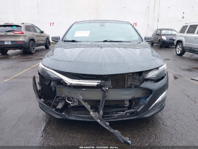1G1ZC5ST9MF031648 Chevrolet Malibu Fwd 1fl