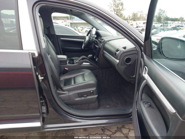 2005 PORSCHE CAYENNE WP1AA29PX5LA22637 Photo 4