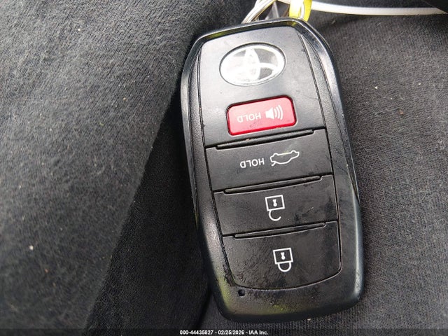 5YFS4MCE8SP220393 Toyota COROLLA SE