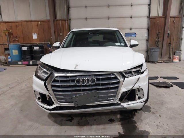 44435833 :رقم المزاد ، WA1BNAFY8J2153500 vin ، 2018 Audi Q5 2.0t Premium/2.0t Tech Premium مزاد بيع