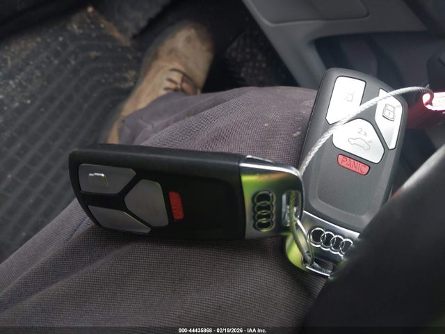 2022 AUDI A4 WAUBBAF47NN001740 Photo 10