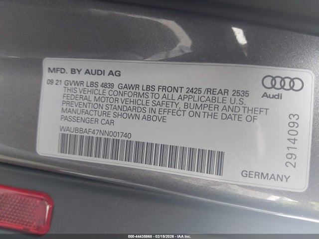 2022 AUDI A4 WAUBBAF47NN001740 Photo 8