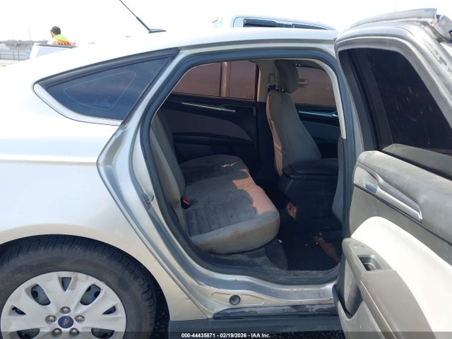 Продажа на аукционе авто 2014 Ford Fusion S, vin: 3FA6P0G73ER187577, номер лота: 44435871