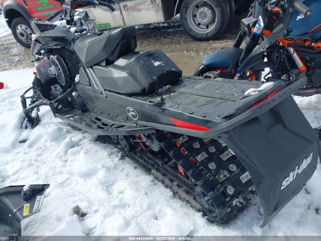 Ski Doo Renegade 800r 2022 2BPSUMNA0NV000008 Image 3