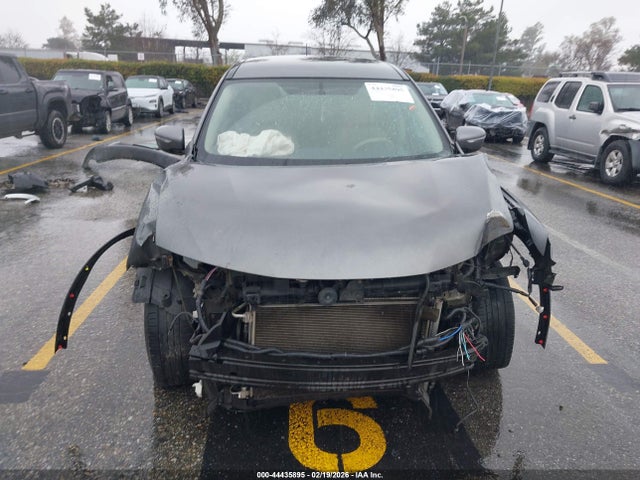 5N1AT2MLXFC805115 Nissan ROGUE S