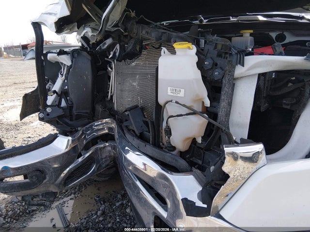44435901 :رقم المزاد ، 1C6SRFJT4NN213965 vin ، 2022 Ram 1500 Laramie  4x4 5'7 Box مزاد بيع