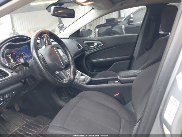 Aukcja sprzedaży 2015 Chrysler 200 Limited, vin: 1C3CCCAB5FN619554, numer aukcji: 44435910