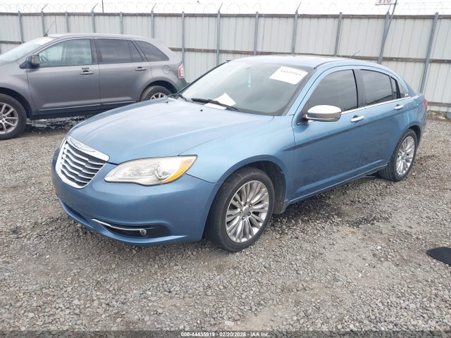 2011 CHRYSLER 200 1C3BC2FB8BN583075 Photo 1