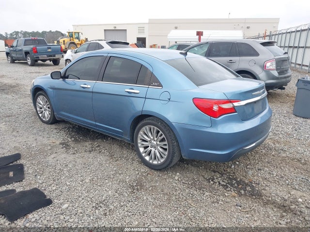 2011 CHRYSLER 200 1C3BC2FB8BN583075 Photo 2