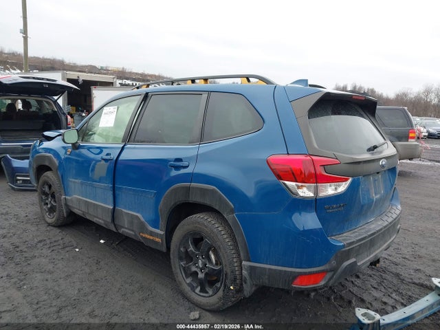 2022 SUBARU FORESTER JF2SKAMC2NH418955 Photo 2