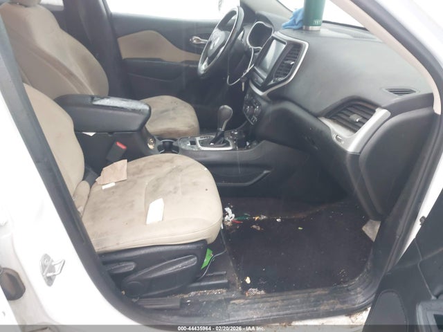 2017 JEEP CHEROKEE 1C4PJMCS1HW531541 Photo 4