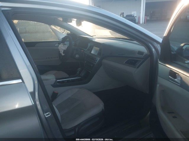Hyundai SONATA SE 2016 5NPE24AF1GH324906 Image 5