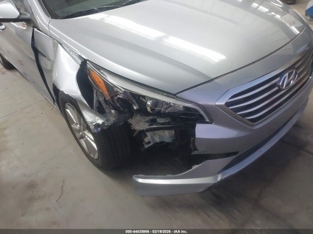 Hyundai SONATA SE 2016 5NPE24AF1GH324906 Image 6