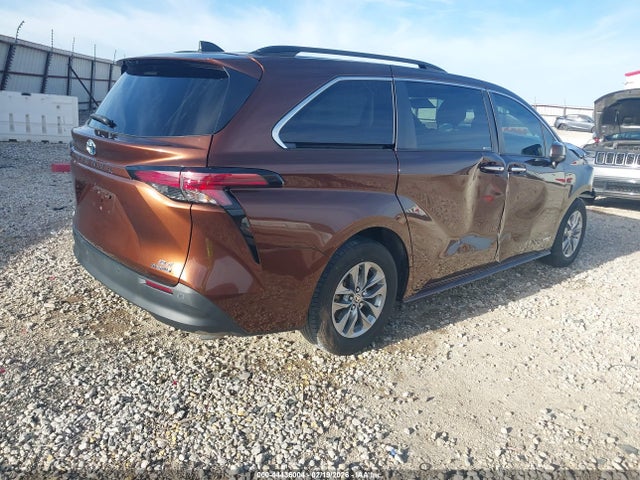2021 TOYOTA SIENNA 5TDYRKEC5MS002451 Photo 3
