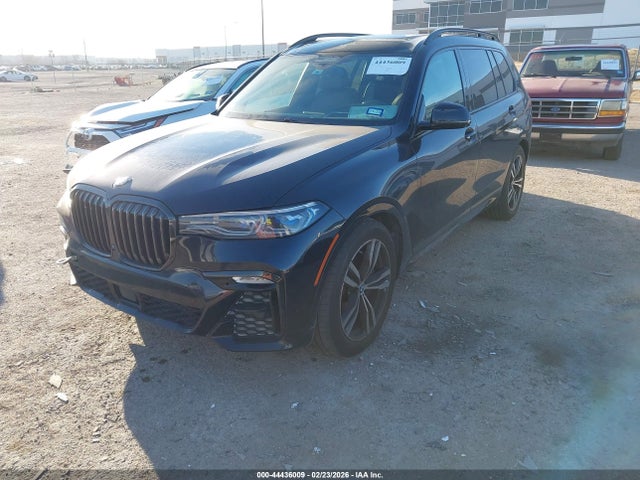 2020 BMW X7 5UXCX6C08L9B26308 Photo 1