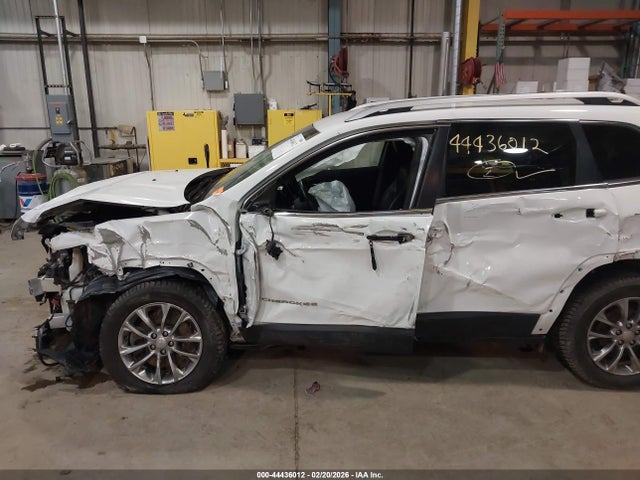 1C4PJLLBXKD262078 Jeep Cherokee Latitude Plus Fwd