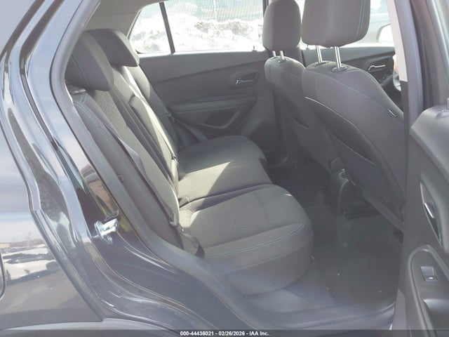KL7CJKSB4GB658159 Chevrolet Trax 1ls