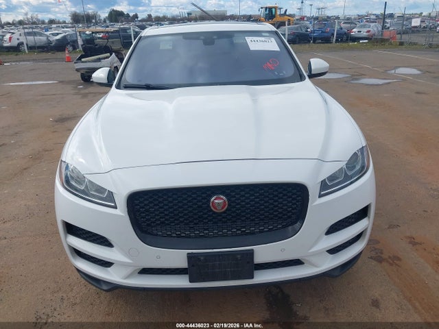 Jaguar F-pace 25t Premium 2019 SADCJ2FX2KA601972 Image 12