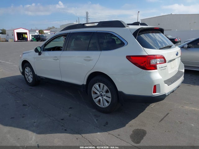2017 Subaru Outback 2.5i Premium მანქანა იყიდება აუქციონზე, vin: 4S4BSAHCXH3364634, აუქციონის ნომერი: 44436048