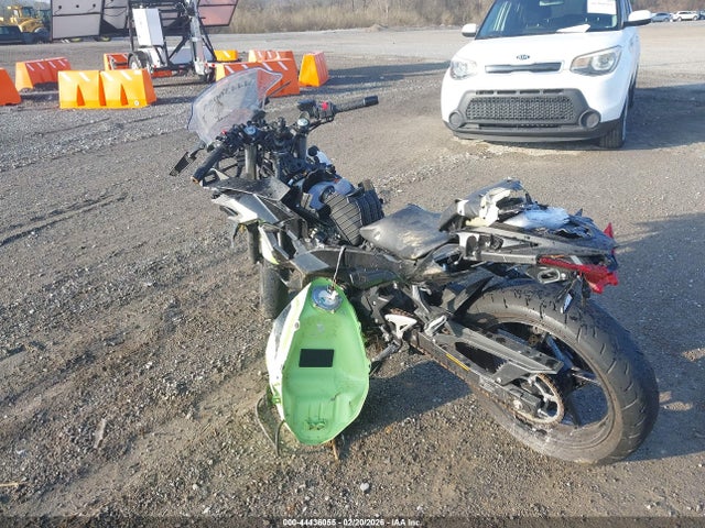 44436055 :رقم المزاد ، ML5EXGJ12TDA80672 vin ، 2026 Kawasaki Ex500 A/b مزاد بيع