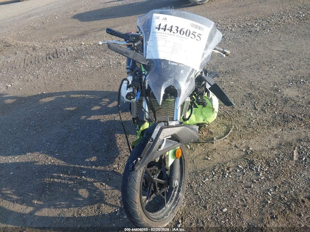 44436055 :رقم المزاد ، ML5EXGJ12TDA80672 vin ، 2026 Kawasaki Ex500 A/b مزاد بيع