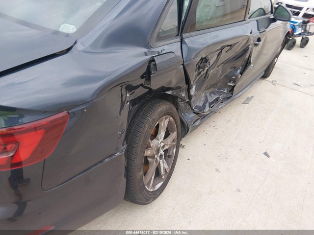 WAUKMAF45JN000378 Audi A4 2.0t Tech Ultra Premium/2.0t Ultra Premium