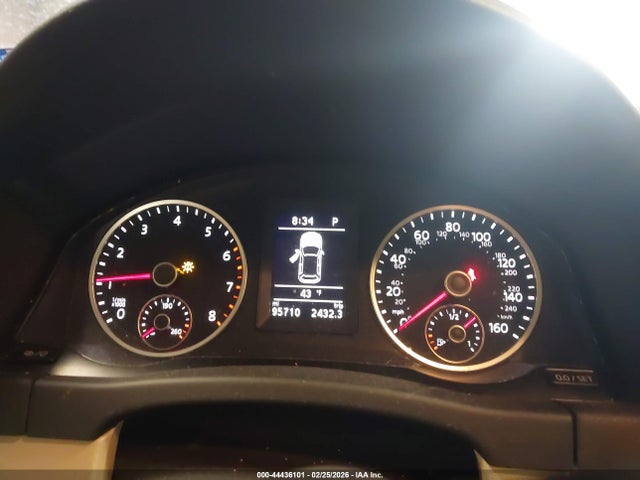 Продажа на аукционе авто 2017 Volkswagen Tiguan 2.0t S, vin: WVGBV7AX1HW513017, номер лота: 44436101