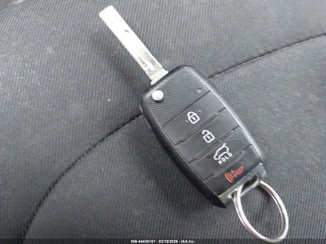 KIA SOUL + 2014 KNDJP3A53E7049087 Image 11