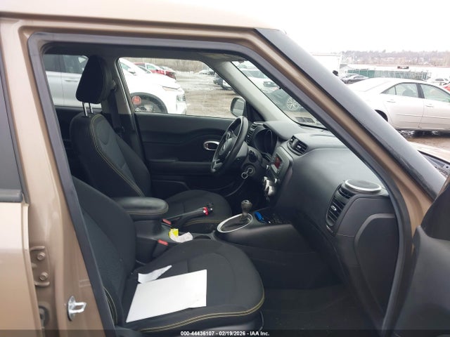 KIA SOUL + 2014 KNDJP3A53E7049087 Image 5