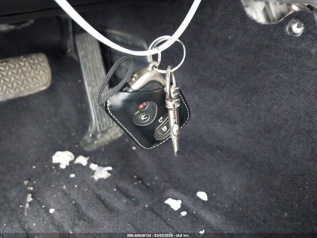 2011 LEXUS LS 460 JTHCL5EF6B5010874 Photo 10