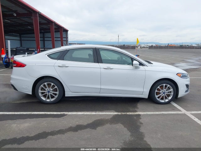Ford Fusion Plug-in Hybrid Titanium 2020 3FA6P0SU2LR112797 Image 13