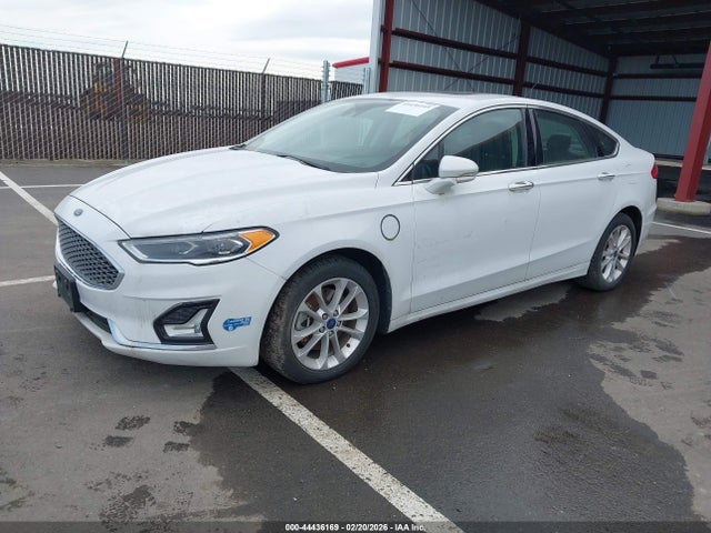 Ford Fusion Plug-in Hybrid Titanium 2020 3FA6P0SU2LR112797 Image 2