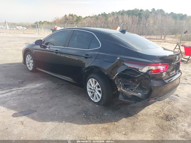 2022 TOYOTA CAMRY 4T1C11AK3NU630543 Photo 2