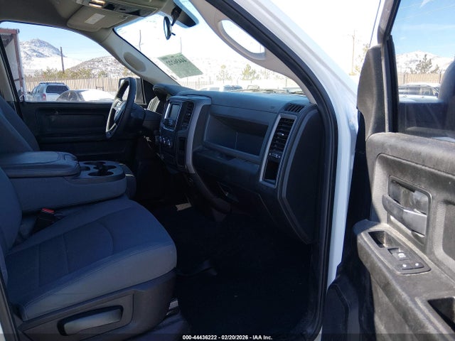 2019 Ram 1500 Classic Tradesman  4x4 6'4 Box მანქანა იყიდება აუქციონზე, vin: 1C6RR7FT3KS668901, აუქციონის ნომერი: 44436222