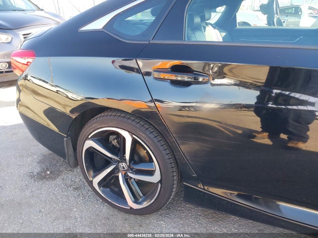 1HGCV1F3XJA244533 Honda Accord Sport