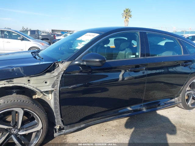 1HGCV1F3XJA244533 Honda Accord Sport