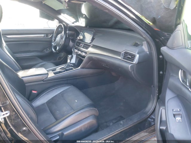 1HGCV1F3XJA244533 Honda Accord Sport
