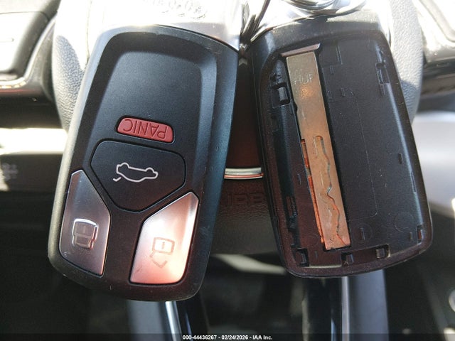 WAUANAF43HN007140 Audi A4 2.0t Premium
