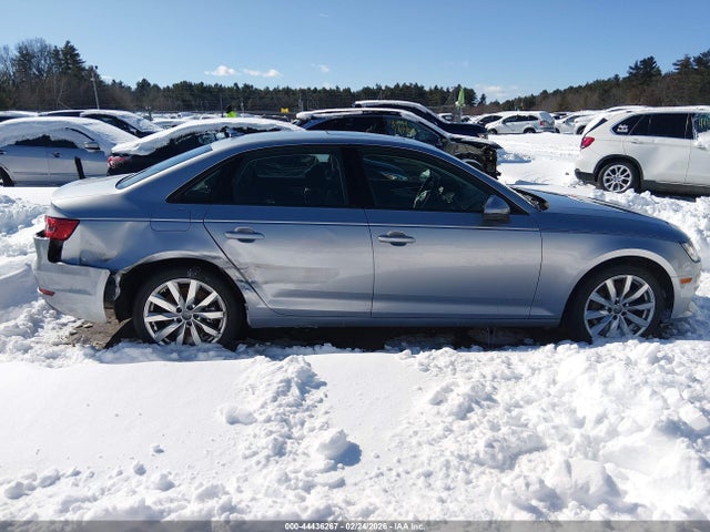 WAUANAF43HN007140 Audi A4 2.0t Premium