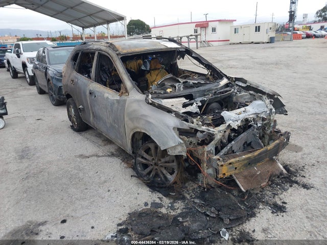 2015 NISSAN ROGUE KNMAT2MV1FP552670