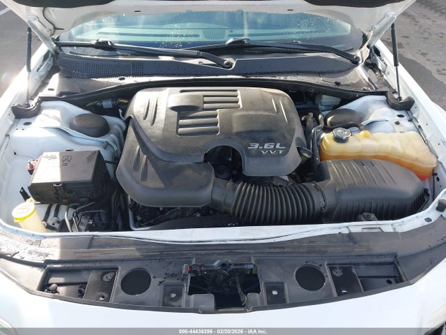 44436396 :رقم المزاد ، 2C3CCAAG5EH354738 vin ، 2014 Chrysler 300 مزاد بيع