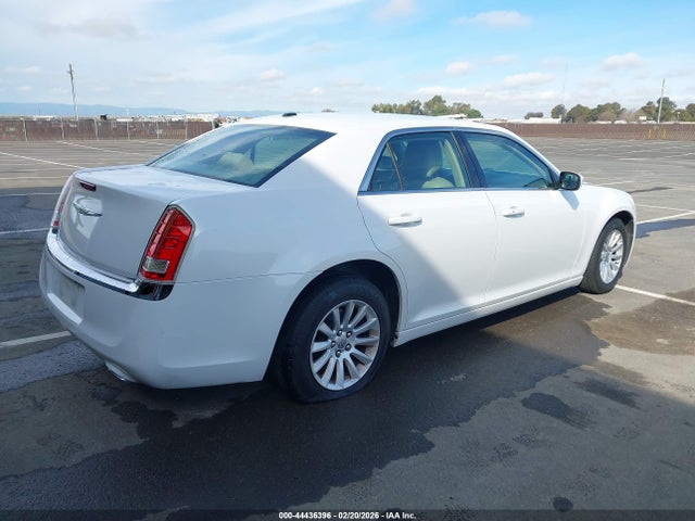 44436396 :رقم المزاد ، 2C3CCAAG5EH354738 vin ، 2014 Chrysler 300 مزاد بيع