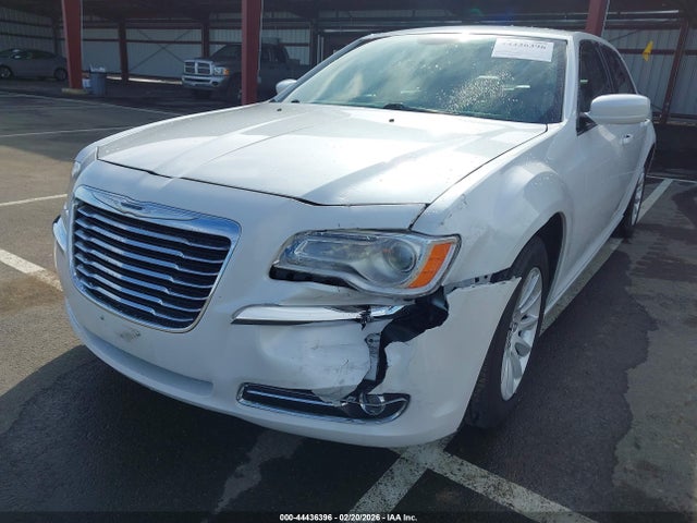 44436396 :رقم المزاد ، 2C3CCAAG5EH354738 vin ، 2014 Chrysler 300 مزاد بيع