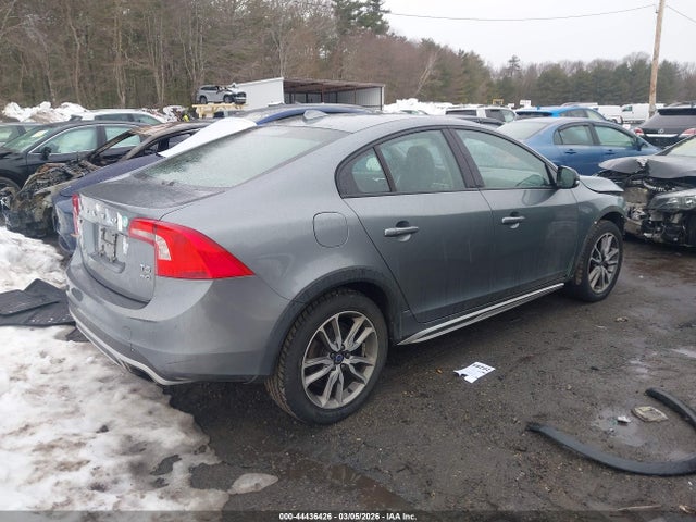 2016 VOLVO S60 CROSS COUNTRY YV4612UMXG2000860 Photo 3