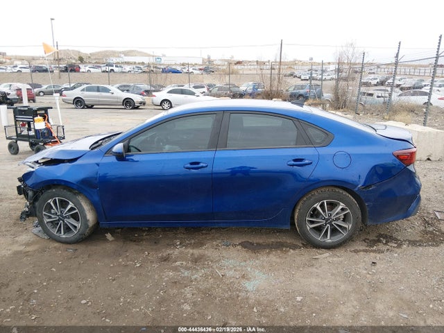 3KPF24ADXRE800421 KIA Forte Lxs